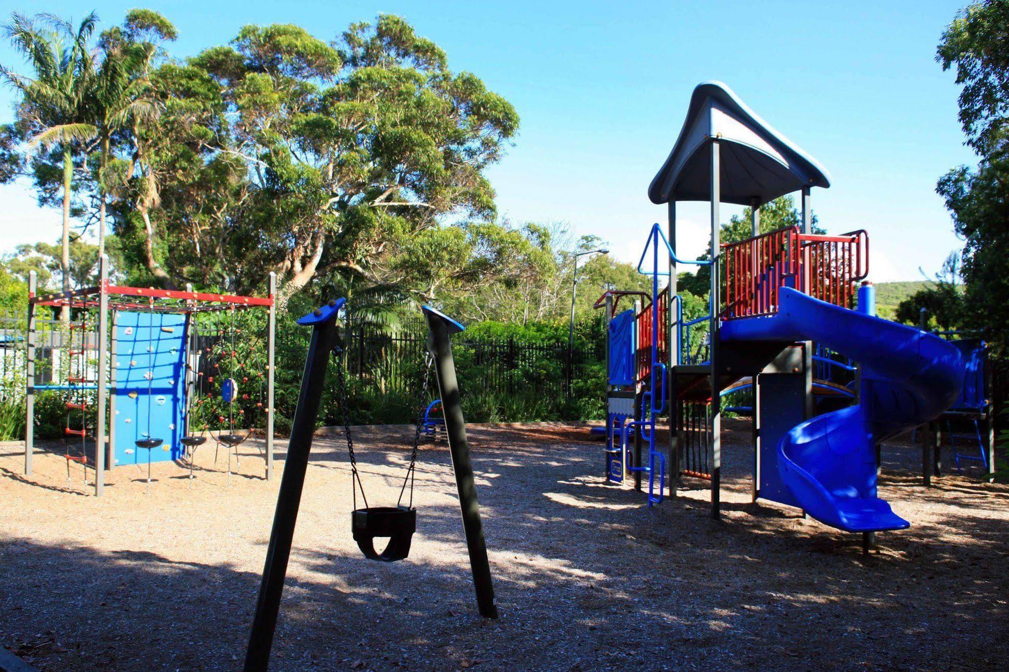 Fingal Bay Holiday Park 3*